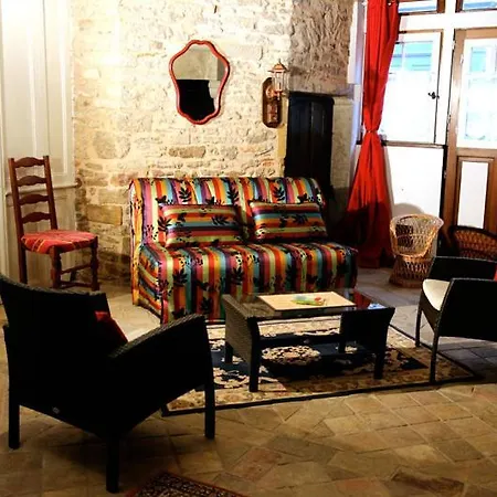 Le Colimacon Apartment Cluny Exterior photo